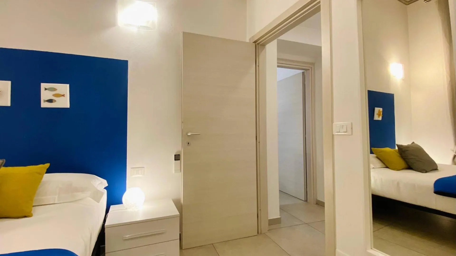 Alla Casa Rosa Al Mare, Central Seafront Stay With Free Private Garage, Air Conditionig, Wi-Fi, Ideal Choice For A Relaxing And Exciting Coastal Escape Rapallo