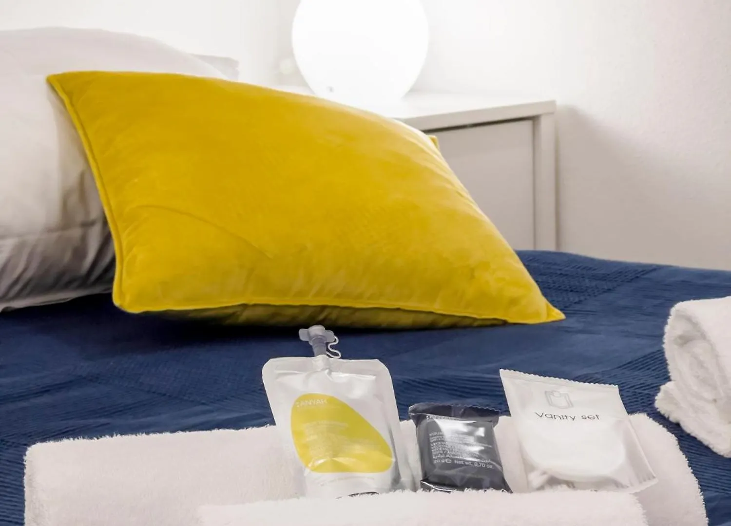 Alla Casa Rosa Al Mare, Central Seafront Stay With Free Private Garage, Air Conditionig, Wi-Fi, Ideal Choice For A Relaxing And Exciting Coastal Escape
