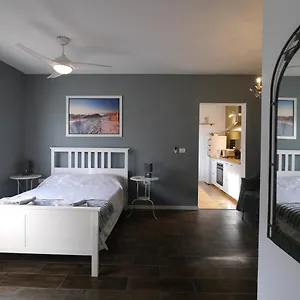 casa-elouisa.in-canary-islands.com/