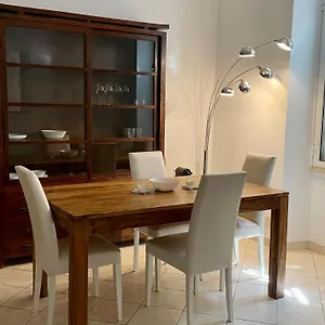 https://la-carlotta.it-romehotels.com