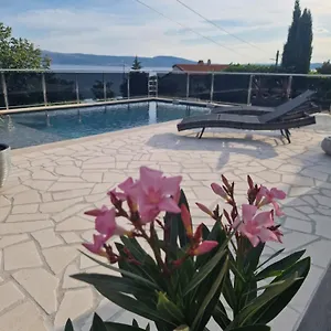 vila-vita-novi-vinodolski.primorje-gorskikotar.com/