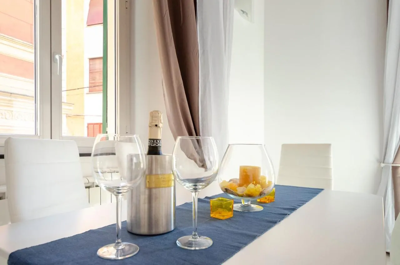 아파트 Alla Casa Rosa Al Mare- Centrale A Di Fronte Al Mare- Emozionante- Garage Privato Gratuito A 800 Mt- Aria Condizionata-Wifi 라팔로 이탈리아