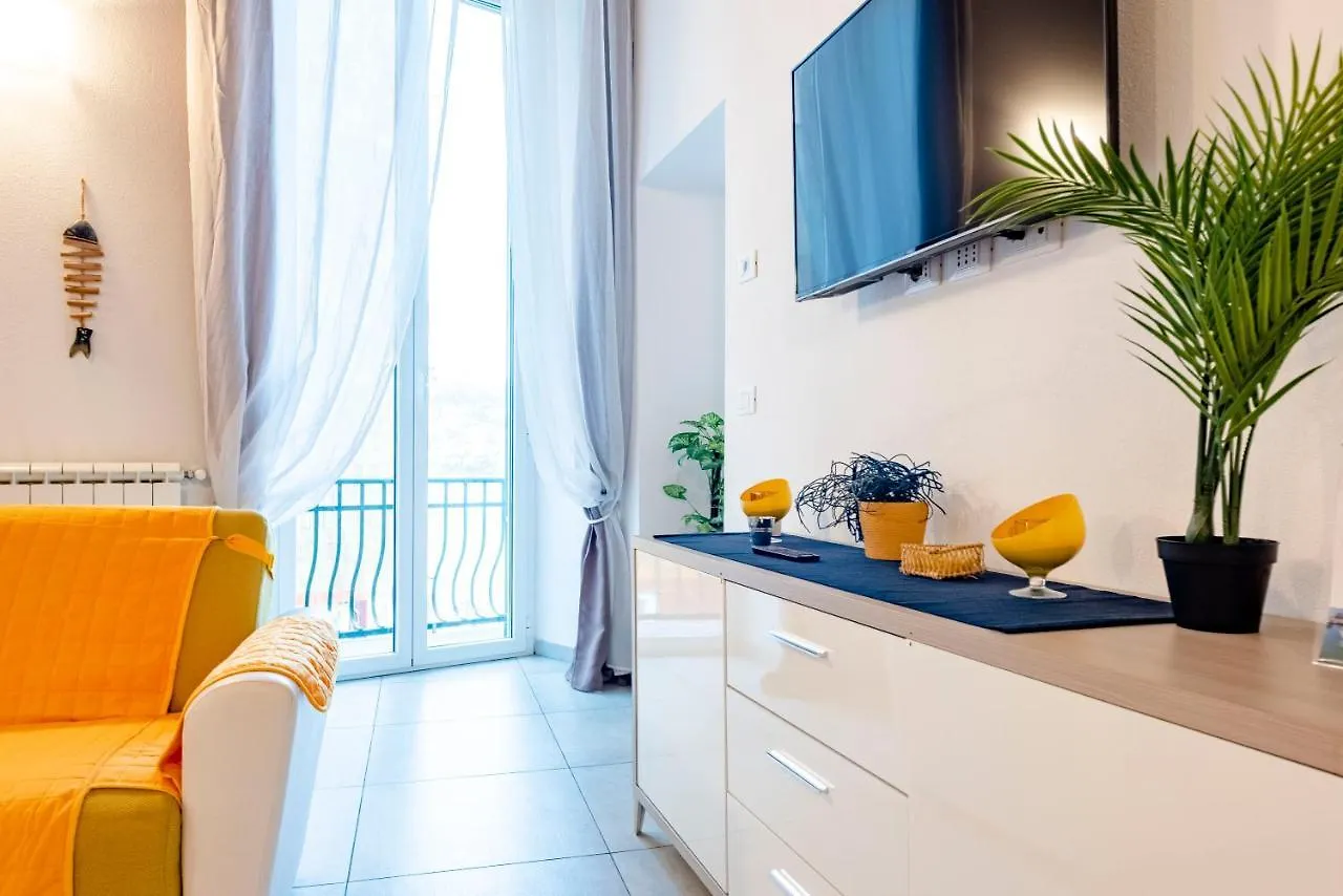 Alla Casa Rosa Al Mare- Centrale A Di Fronte Al Mare- Emozionante- Garage Privato Gratuito A 800 Mt- Aria Condizionata-Wifi 라팔로