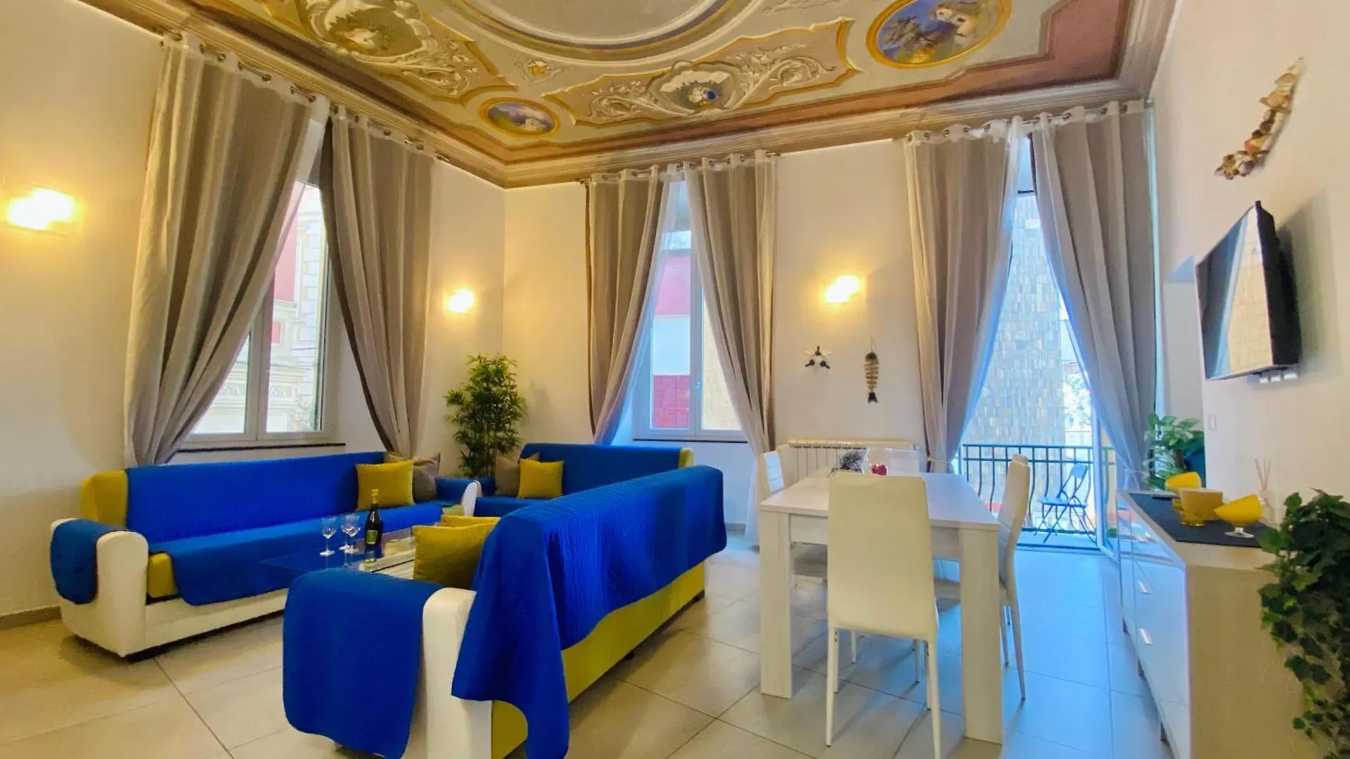 Alla Casa Rosa Al Mare- Centrale A Di Fronte Al Mare- Emozionante- Garage Privato Gratuito A 800 Mt- Aria Condizionata-Wifi 라팔로 아파트